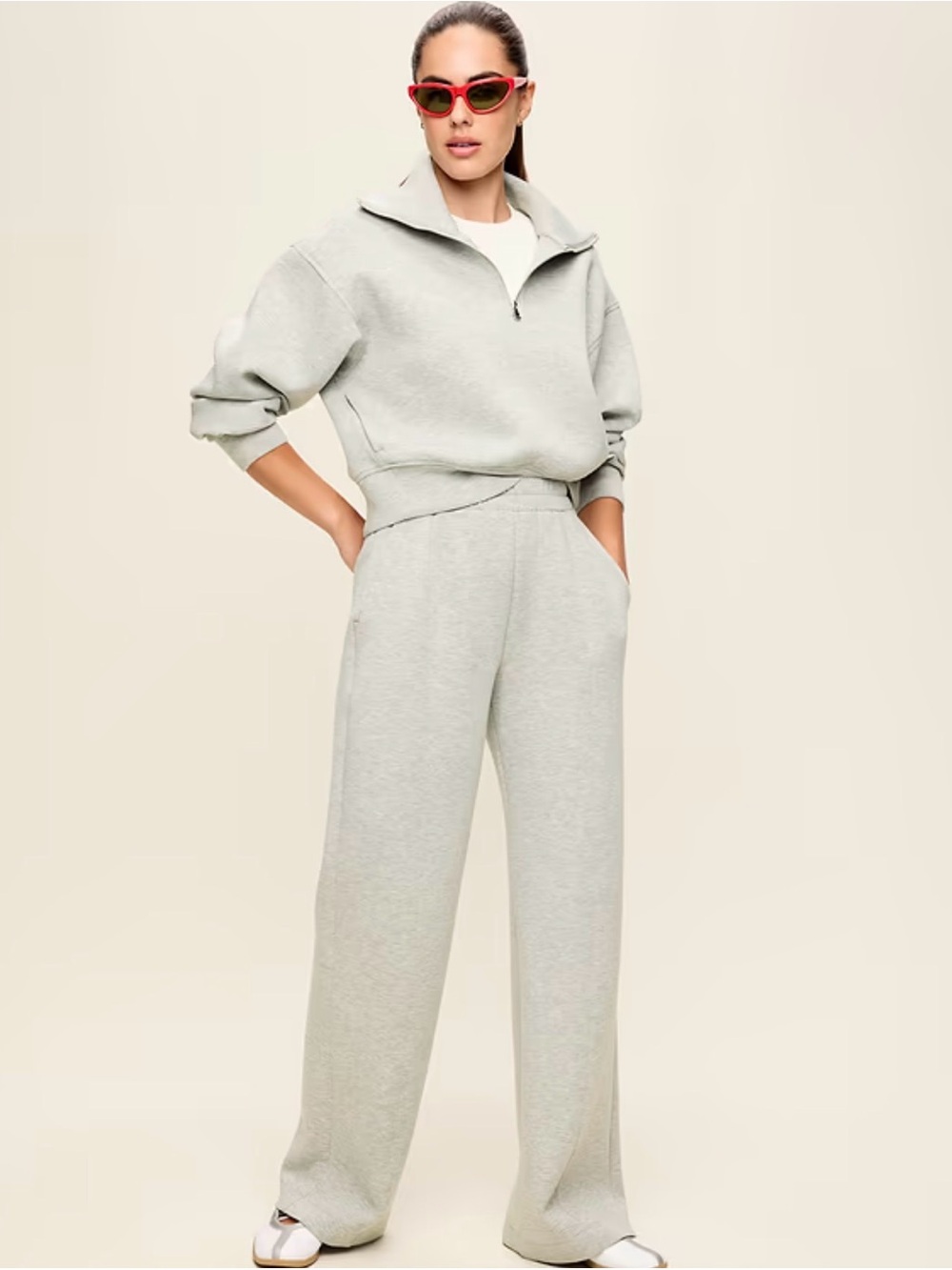 Old Navy High-Waisted Bounce Fleece Wide-Leg Sweatpants in heather gray size S